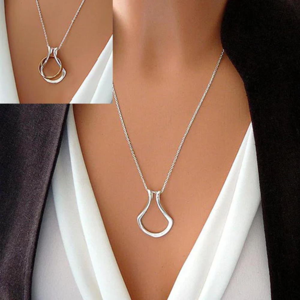 RINGHOLDER NECKLACE