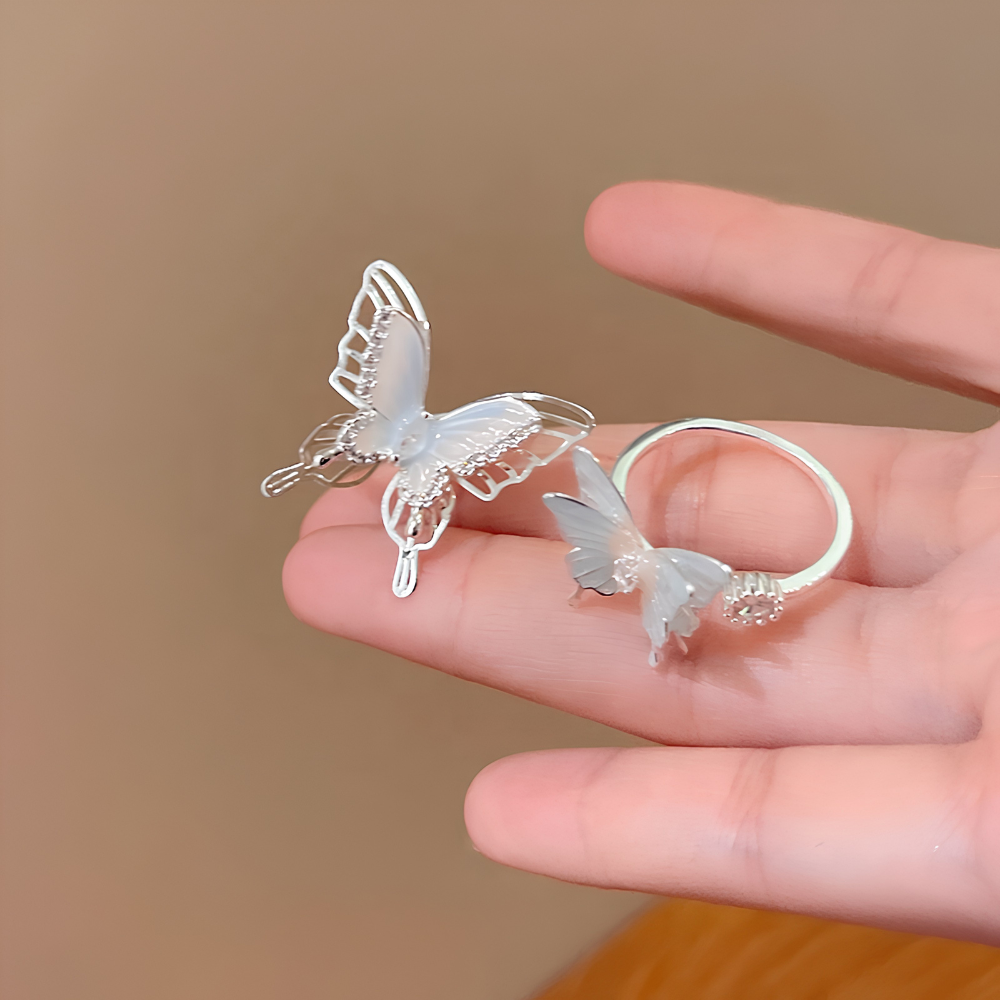 PASTEL BUTTERFLY RING (ADJUSTABLE)