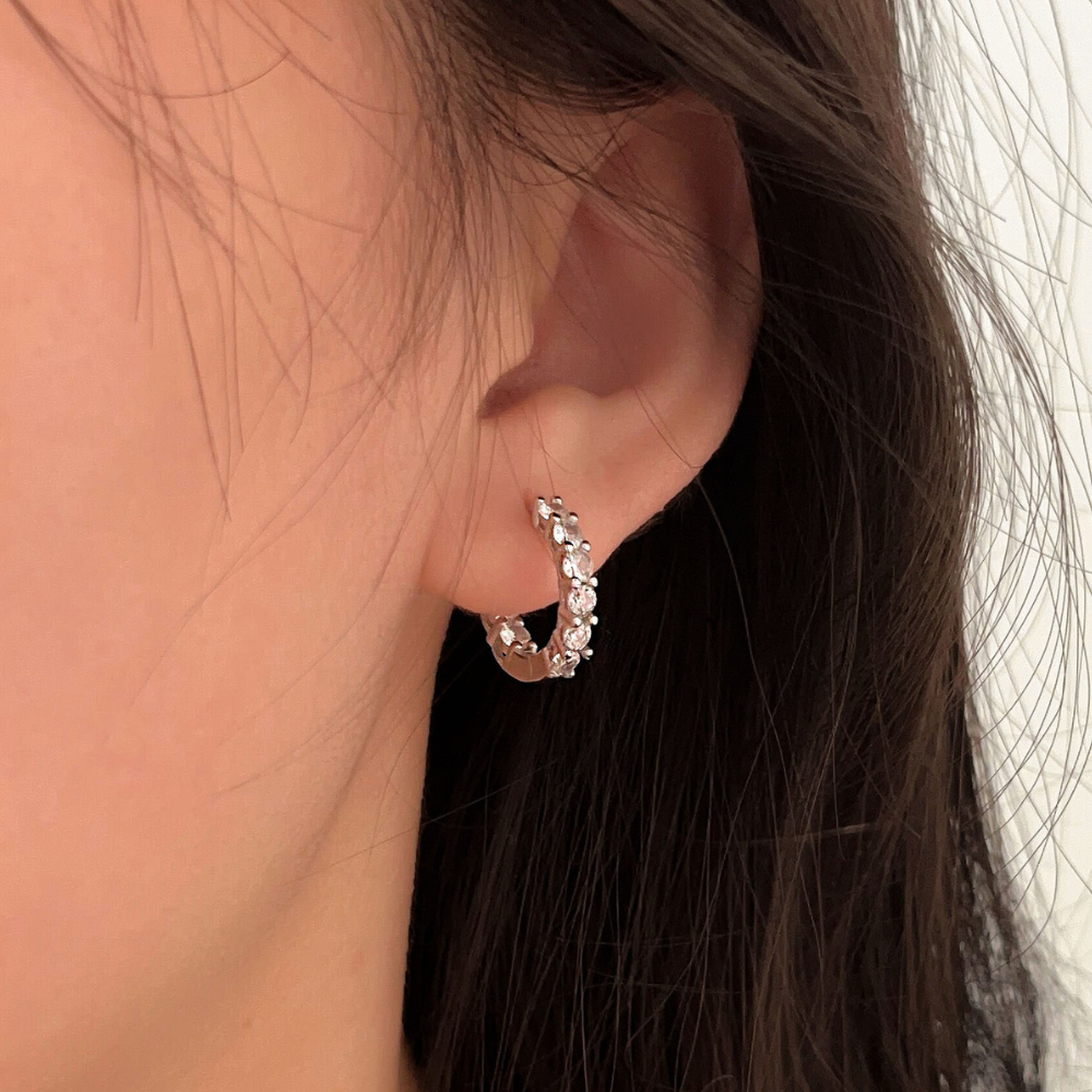 ETERNITY DIAMOND EARRINGS (PAIR)