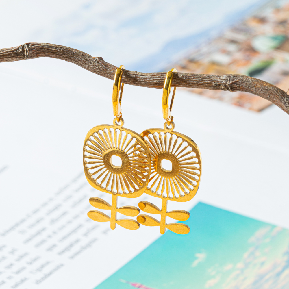 GOLDEN BLOOM EARRINGS (PAIR)