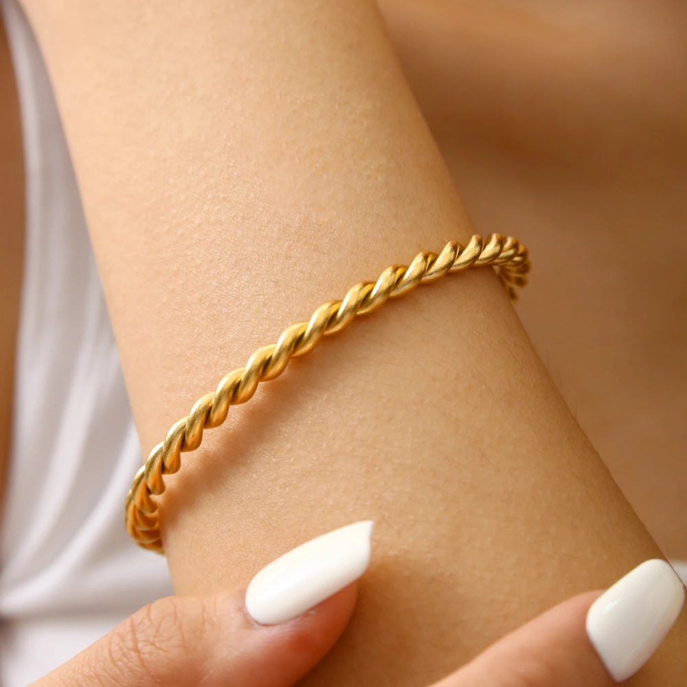 TWISTED CHAIN BRACELET
