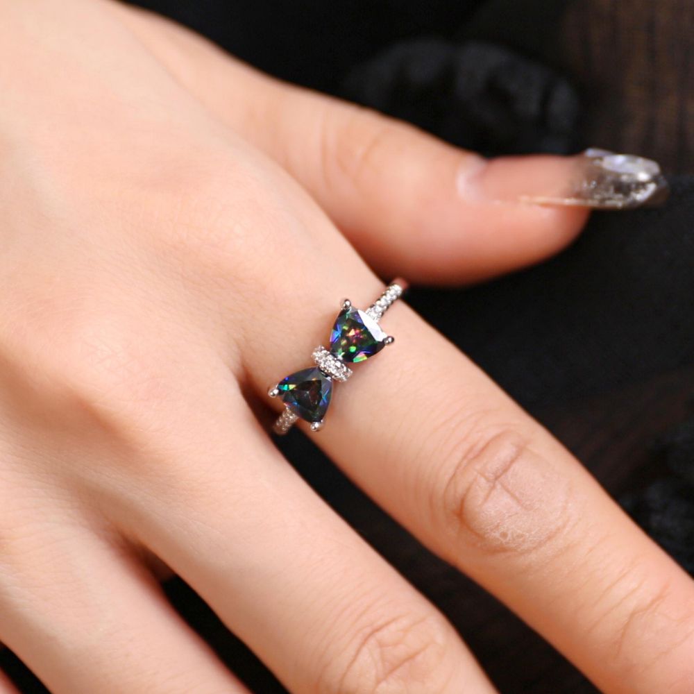 DEEP BLUE BOW RING