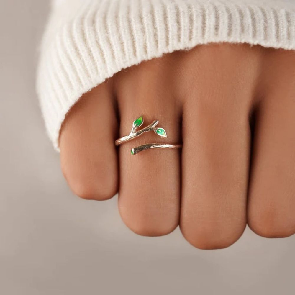 IVY RING (ADJUSTABLE)