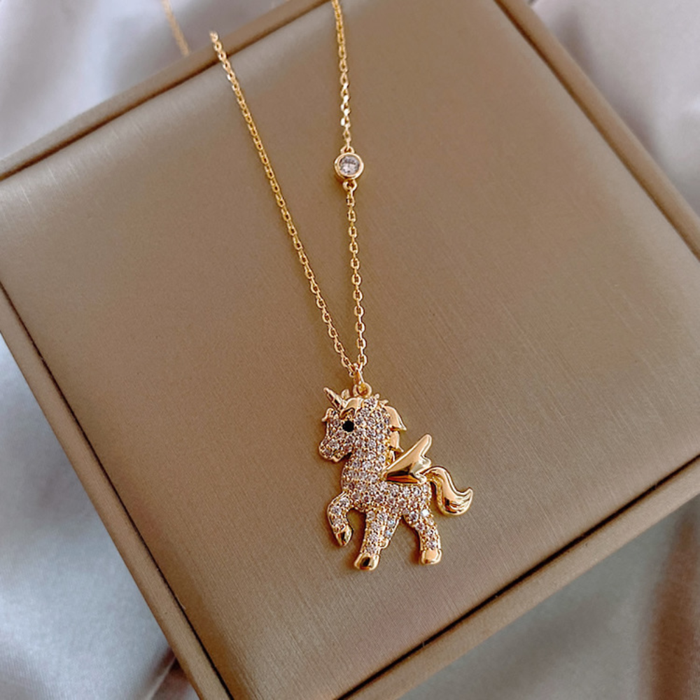 ENCHANTED UNICORN NECKLACE