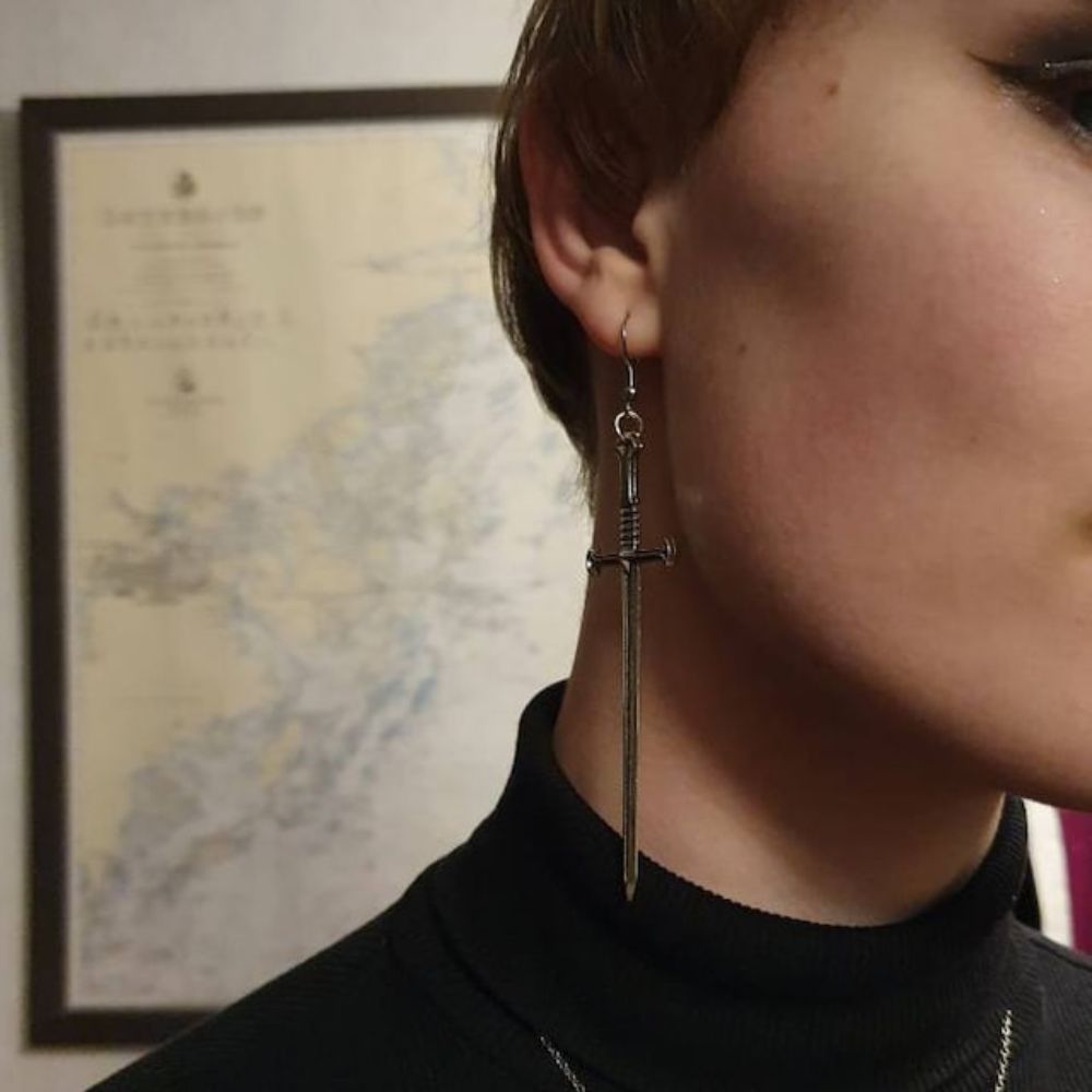 BLADE EARRINGS (PAIR)