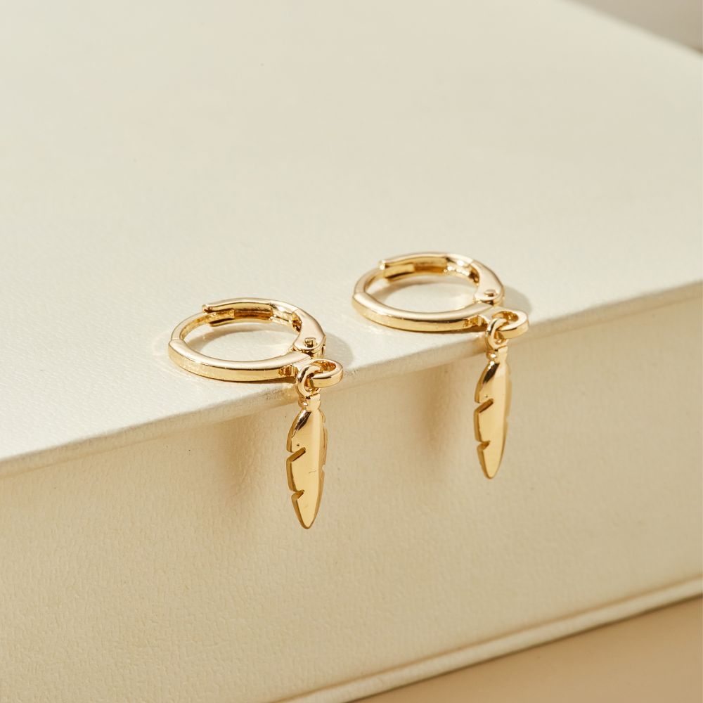 TINY FEATHER EARRINGS (PAIR)