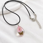 DRIED FLOWERS NECKLACE