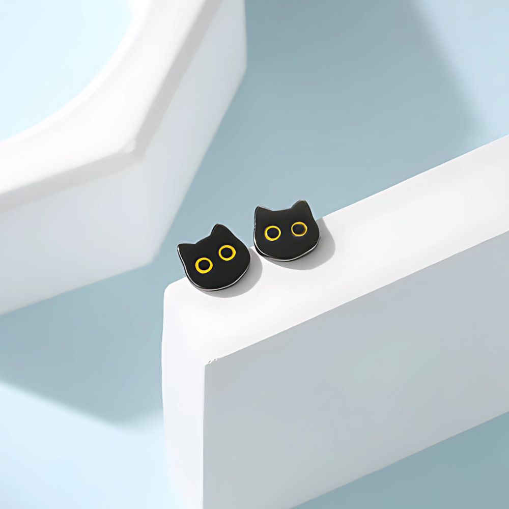 MIDNIGHT CAT STUDS (PAIR)