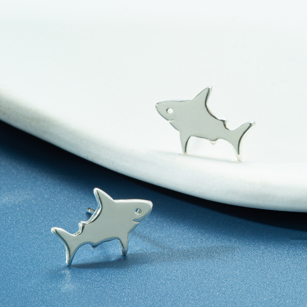 SHARK FISH EARRINGS (PAIR)