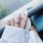 CRYSTAL FLOWER RING (ADJUSTABLE)