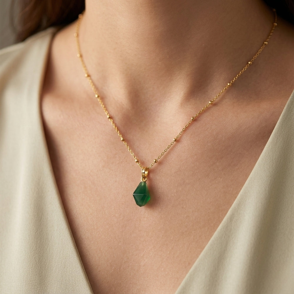 TEARDROP JADE NECKLACE