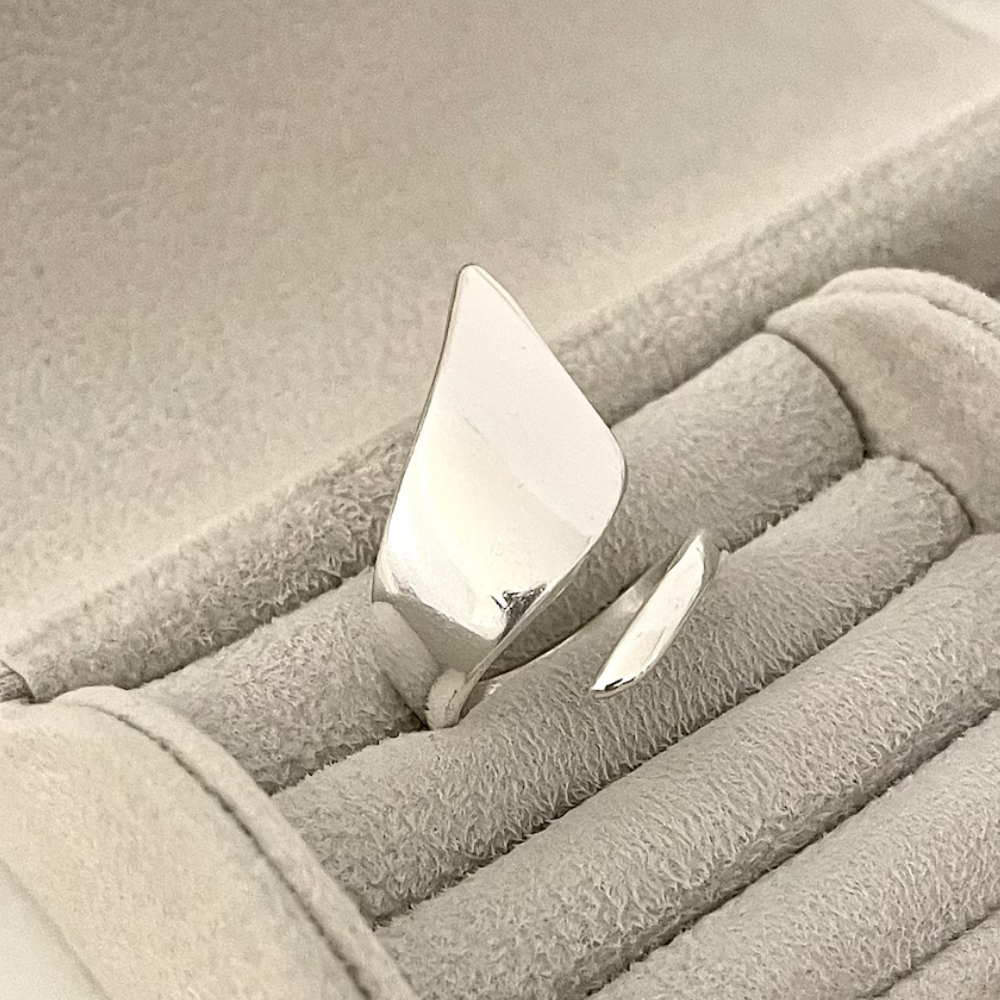 SCULPTED SILVER WRAP RING (ADJUSTABLE)