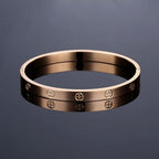 CLASSIC BANGLE BRACELET