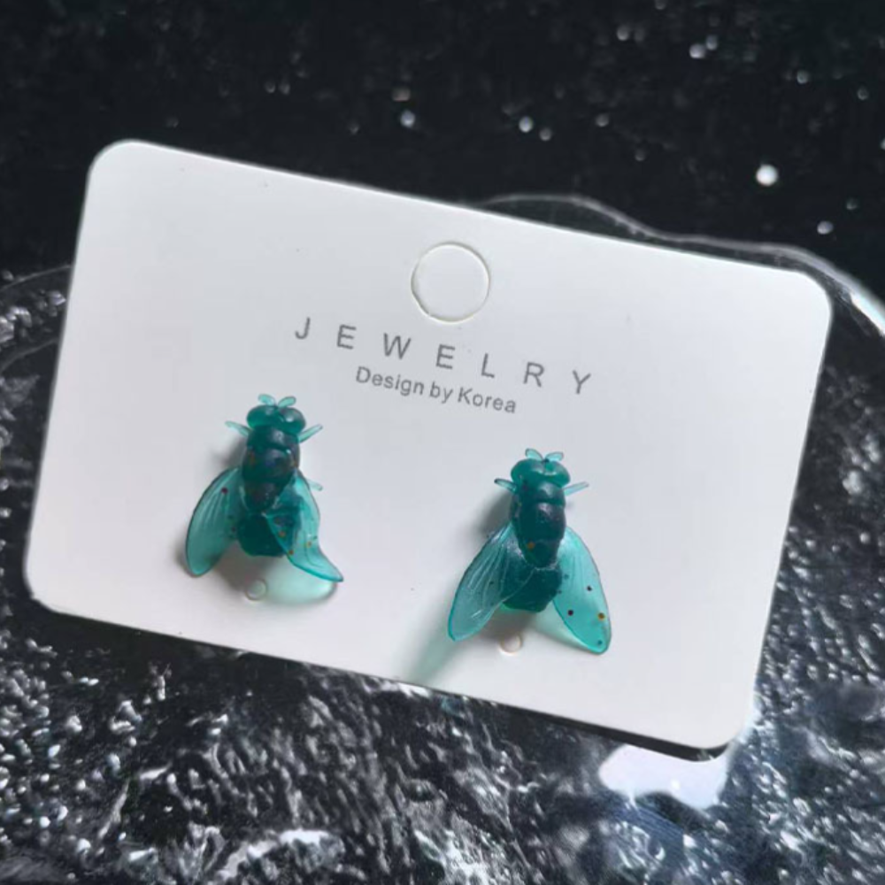 FLY STUDS (PAIR)