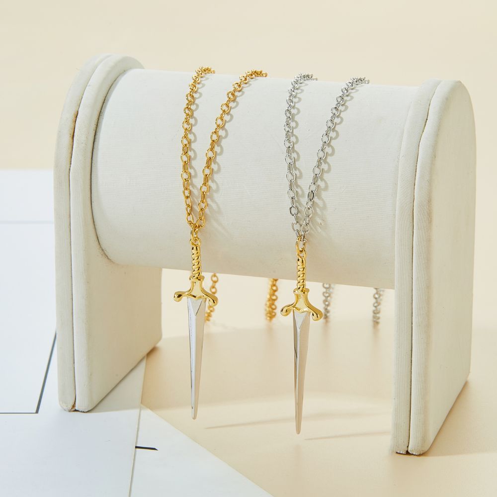 SWORD GRACE NECKLACE