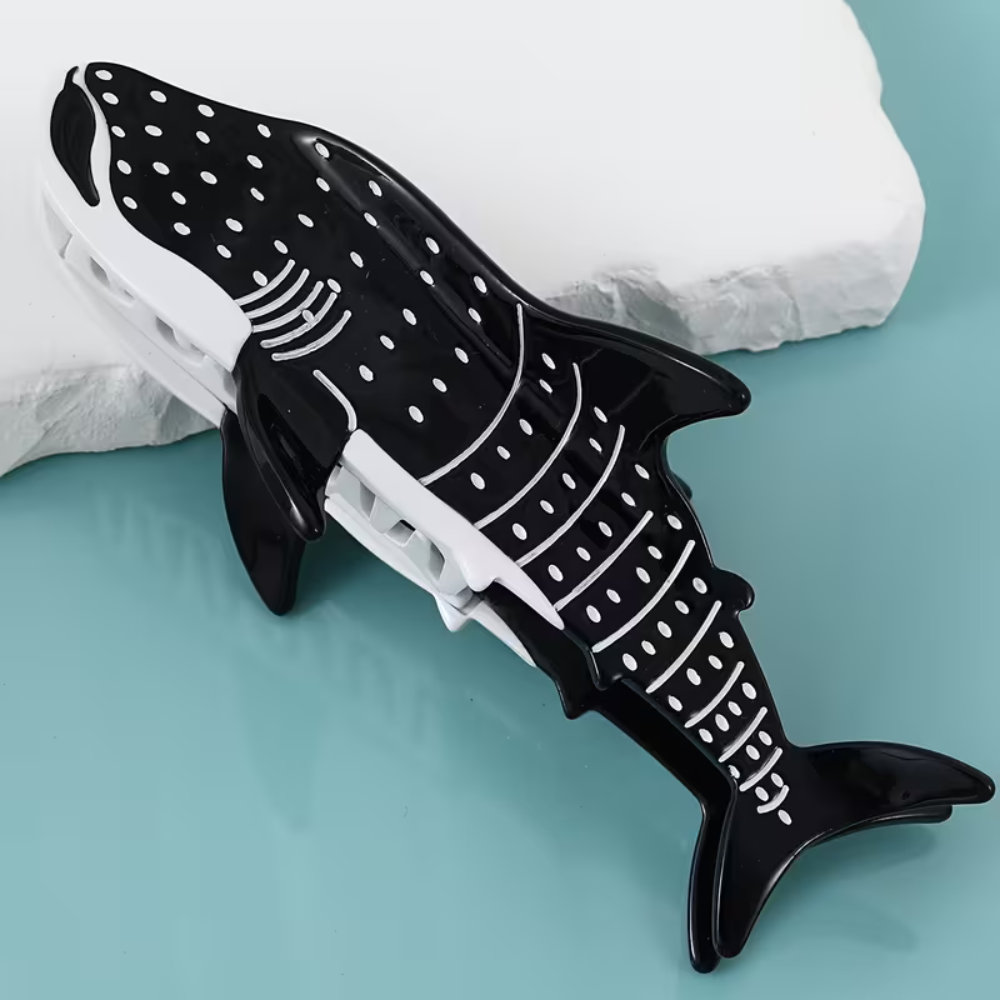 SUMMER SHARK CLIP