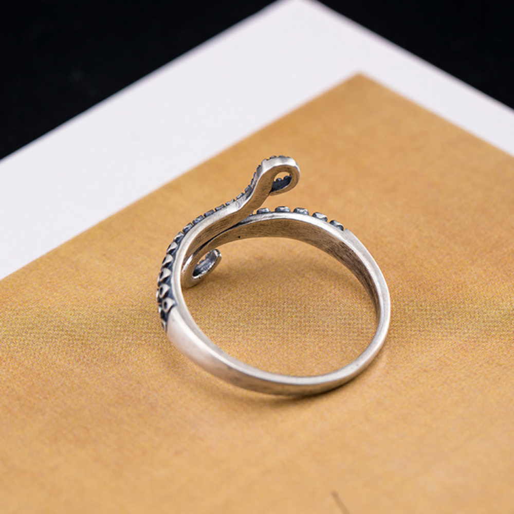 SILVER OCTOPUS RING (ADJUSTABLE)
