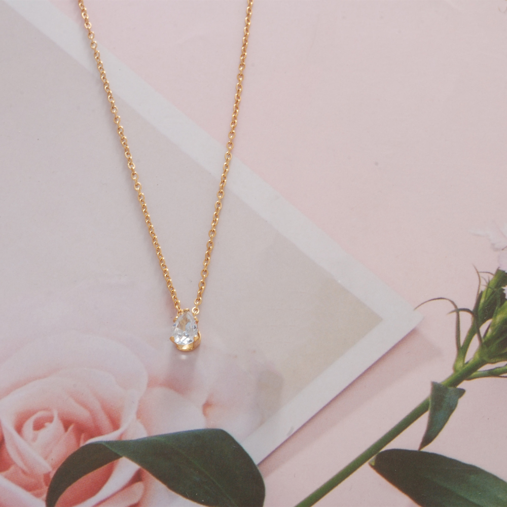 TEARDROP DIAMOND NECKLACE
