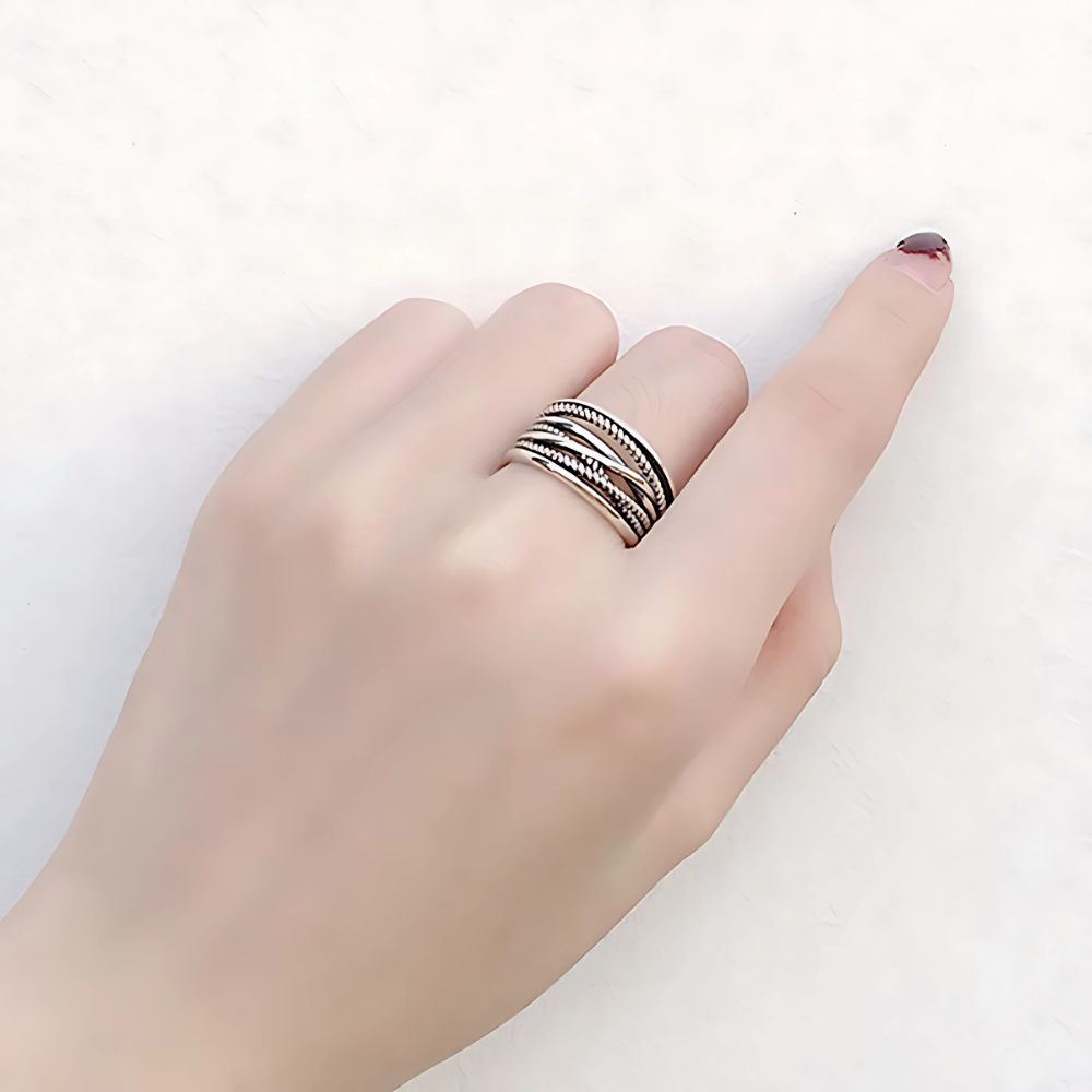 THUMB WEAVED LAYERED RING (ADJUSTABLE)