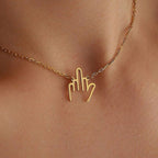 MIDDLE FINGER NECKLACE (100MOQ)