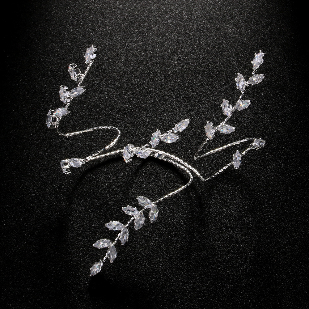 HAND JEWELRY