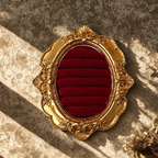 ROYAL RING HOLDER