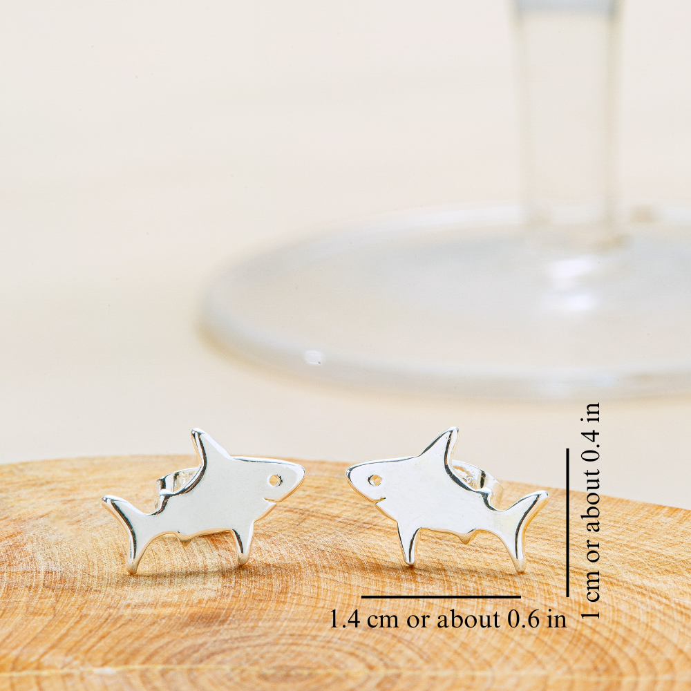 SHARK FISH EARRINGS (PAIR)