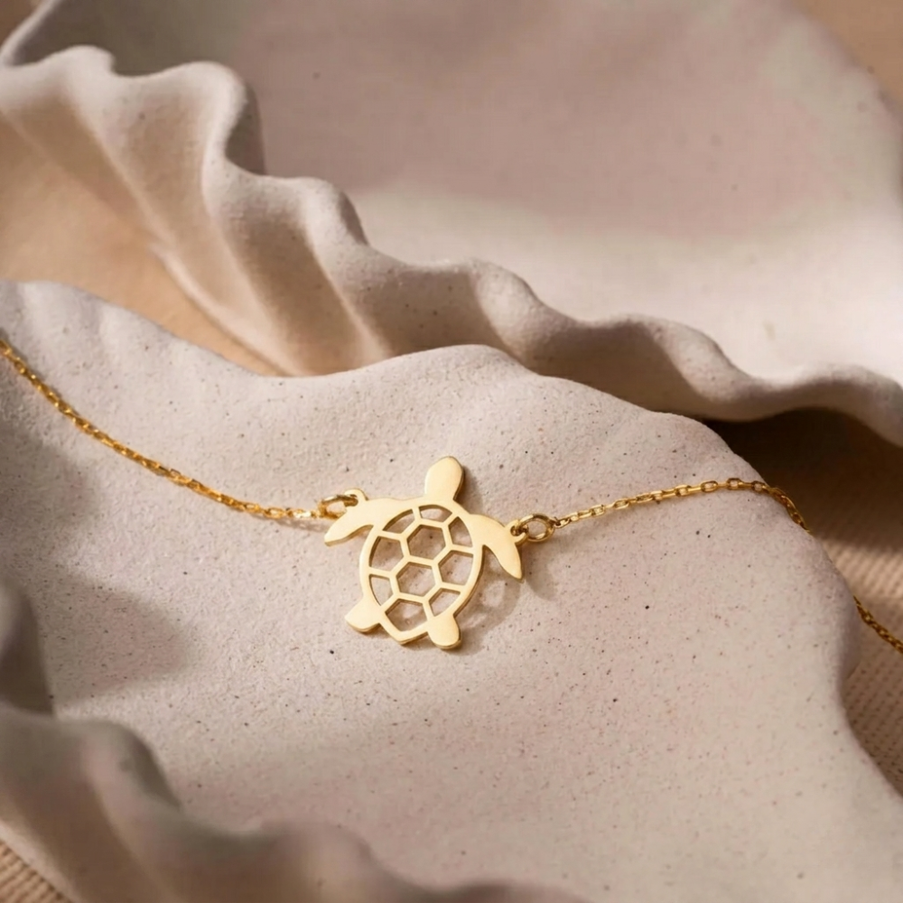 DAINTY TURTLE NECKLACE