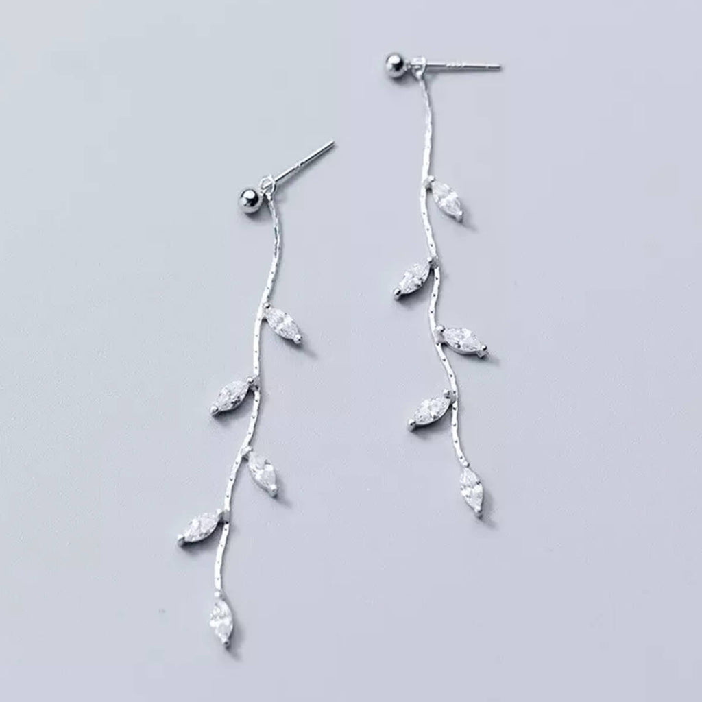DANGLING LEAVES EARRINGS (PAIR)