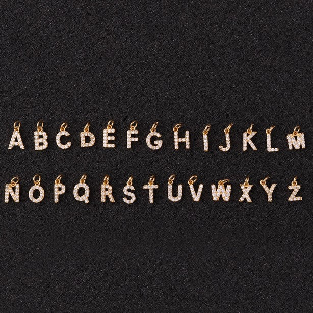 INITIAL NECKLACE