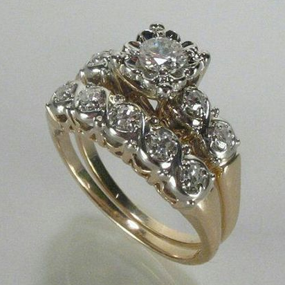 Vintage Sparkling Ring